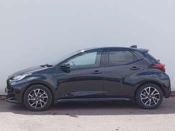 Used Toyota Yaris 2022 for sale - 74749823: Photo