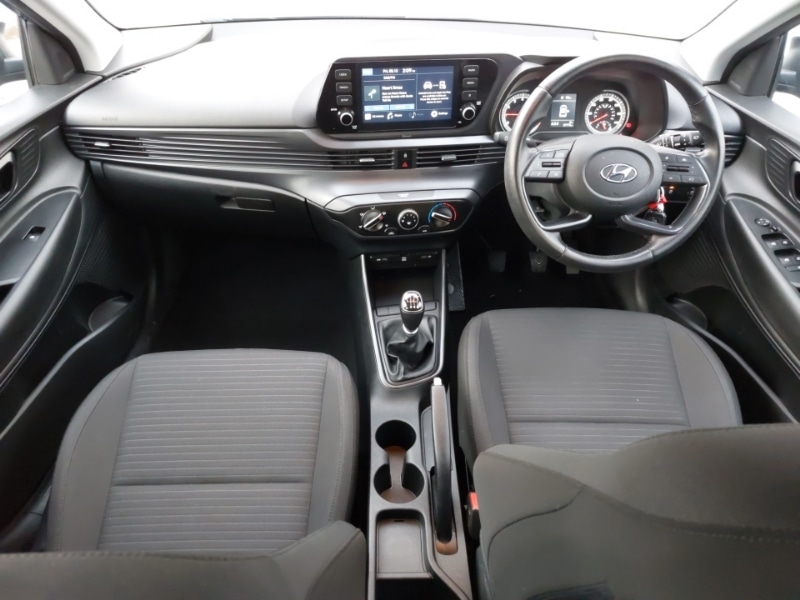 Used Hyundai i20 2021 for sale - 77073529: Photo 2