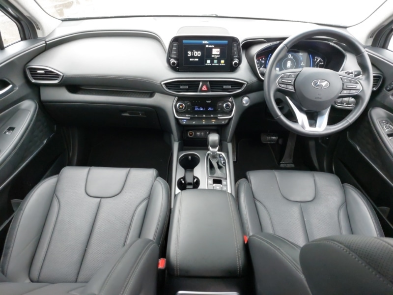 Used Hyundai Santa Fe 2018 for sale - 77284668: Photo 2