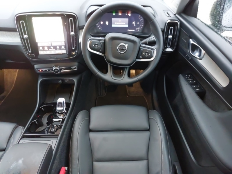 Used Volvo XC40 2025 for sale - 77596231: Photo 11