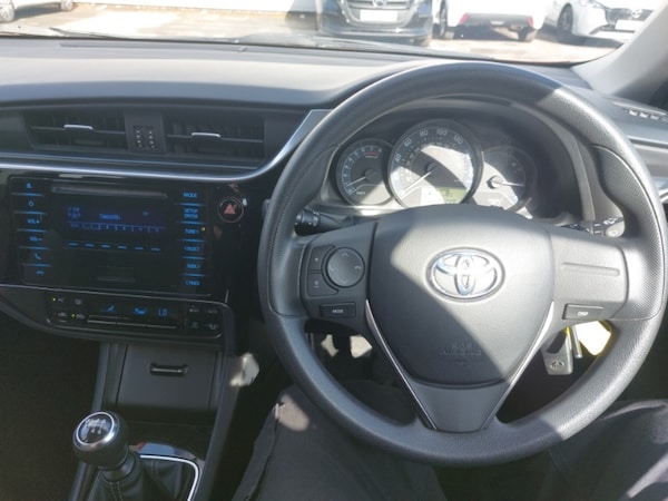 Used Toyota Auris 2017 for sale - 75738151: Photo 19