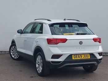 Used Volkswagen T-Roc 2019 for sale - 79433062: Photo