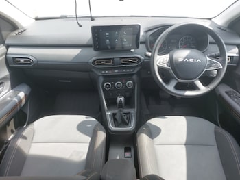 Used Dacia Sandero Stepway 2025 for sale - 79420004: Photo