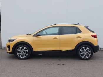 Used Kia Stonic 2024 for sale - 79411768: Photo