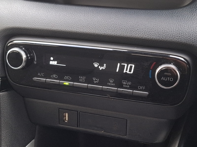 Used Toyota Yaris 2023 for sale - 77392867: Photo 14