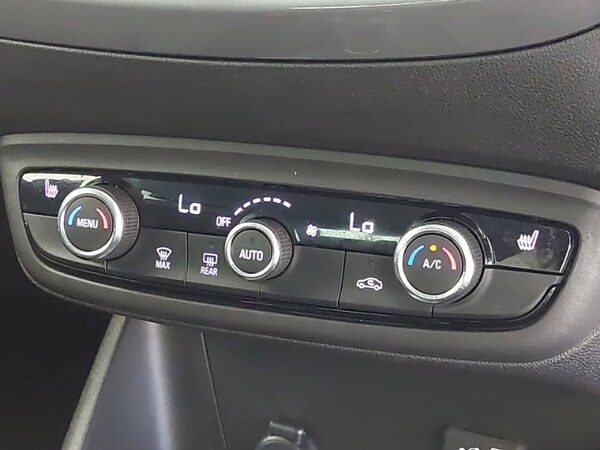 Used Vauxhall Crossland 2024 for sale - 76083511: Photo 18