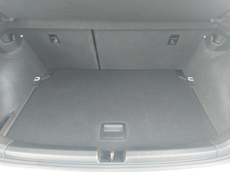 Used Volkswagen Polo 2023 for sale - 76254679: Photo 8