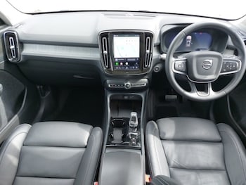 Used Volvo XC40 2025 for sale - 79561480: Photo