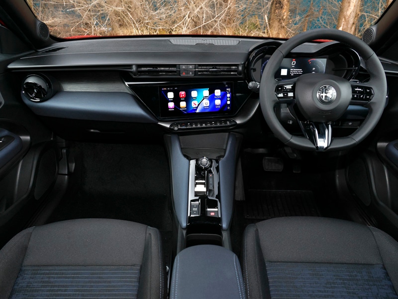 Used Alfa Romeo Junior 2025 for sale - 77630456: Photo 2