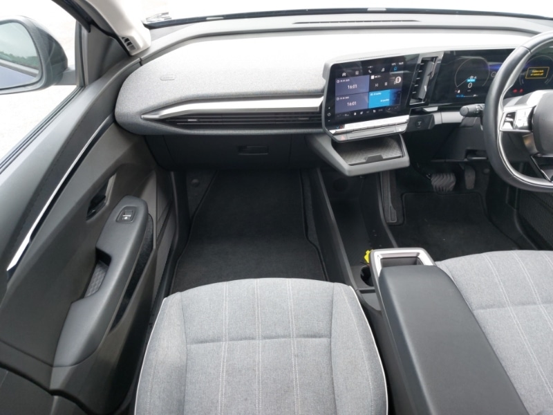 Used Renault Megane E Tech 2023 for sale - 76369732: Photo 11