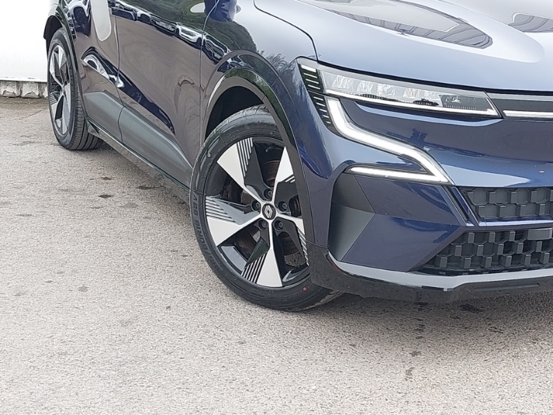 Used Renault Megane E Tech 2023 for sale - 76369732: Photo 9