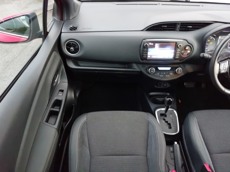 Used Toyota Yaris 2018 for sale - 76726511: Photo 10