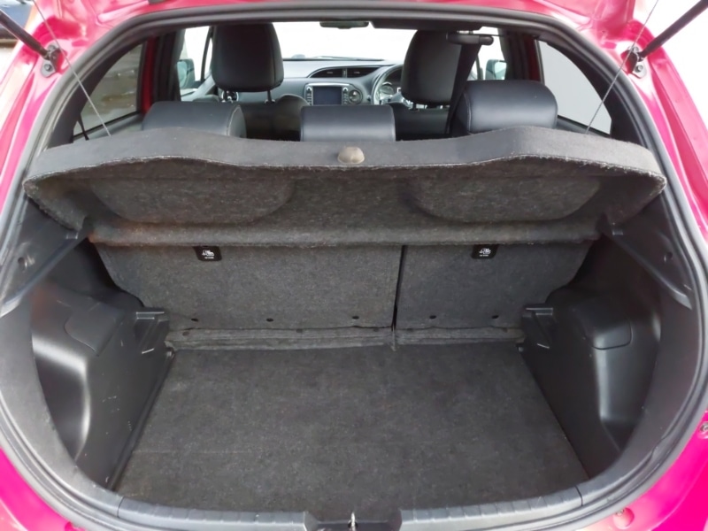 Used Toyota Yaris 2018 for sale - 76726511: Photo 8