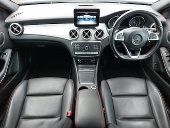 Used Mercedes-Benz GLA 2018 for sale - 76478472: Photo