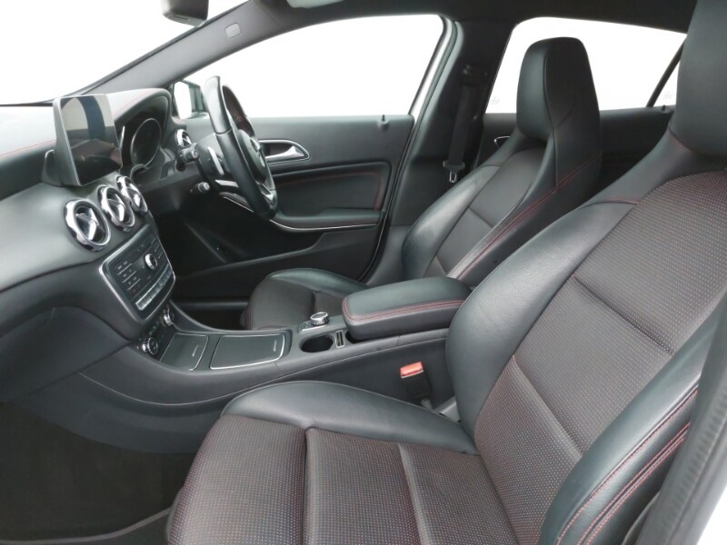 Used Mercedes-Benz GLA 2018 for sale - 76478472: Photo 5