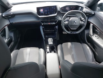 Used Peugeot 2008 2025 for sale - 79087333: Photo