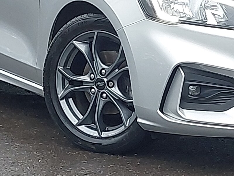 Used Ford Focus 2019 for sale - 77682520: Photo 9