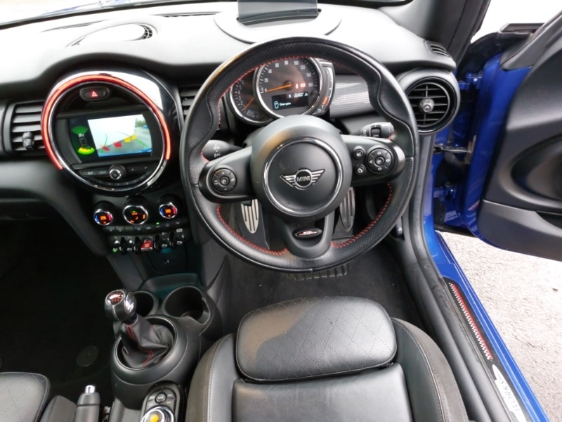 Used MINI Cooper 2019 for sale - 77141849: Photo 10