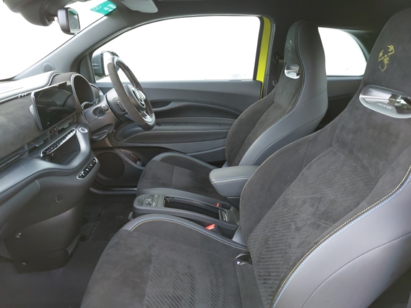 Used Abarth 500 2024 for sale - 78213940: Photo 5