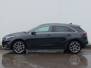 Used Kia Ceed 2022 for sale - 76947512: Photo