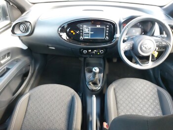 Used Toyota Aygo X 2023 for sale - 75706936: Photo