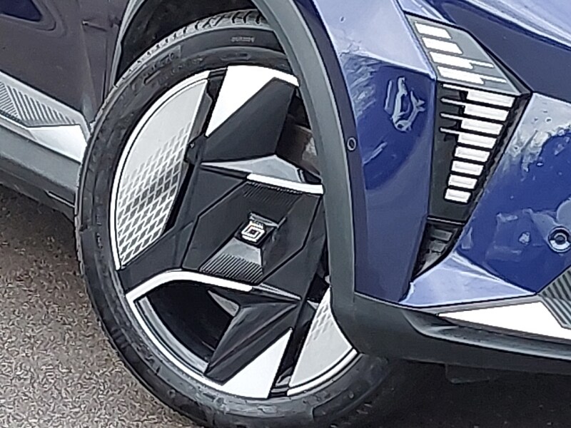 Used Renault Scenic E-Tech 2025 for sale - 77311569: Photo 9