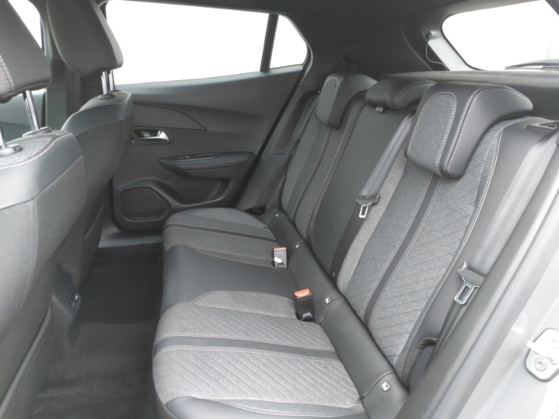 Used Peugeot 2008 2024 for sale - 77716979: Photo 6