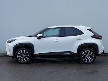 Used Toyota Yaris Cross 2022 for sale - 77252445: Photo