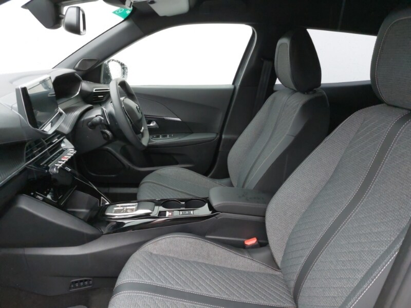 Used Peugeot 2008 2025 for sale - 76864616: Photo 5