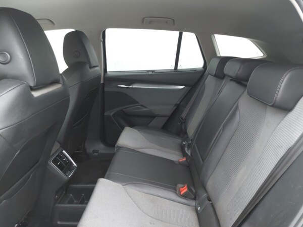 Used Skoda Enyaq 2022 for sale - 76321646: Photo 6