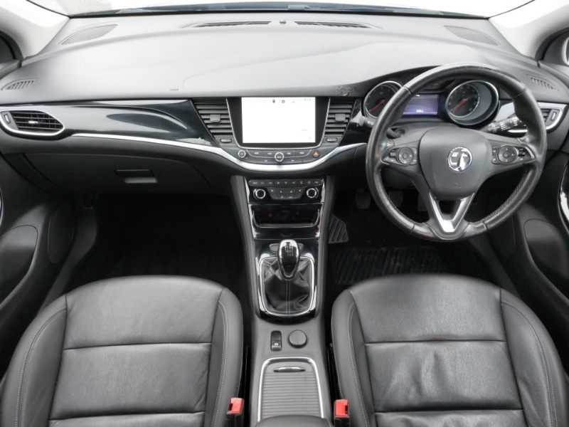Used Vauxhall Astra 2018 for sale - 77325292: Photo 2