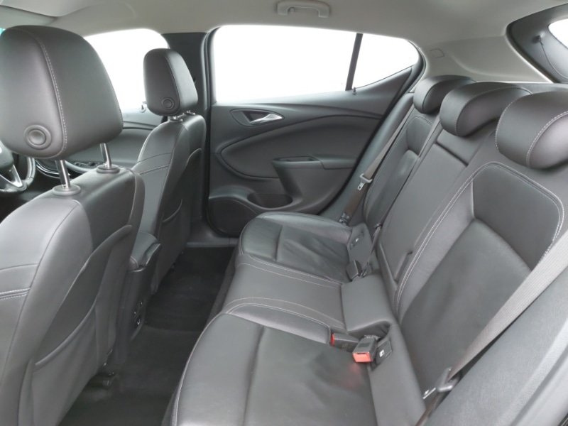 Used Vauxhall Astra 2018 for sale - 77325292: Photo 6