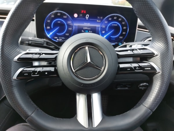 Used Mercedes-Benz EQA 2023 for sale - 76195541: Photo 13
