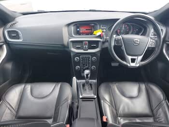 Used Volvo V40 2019 for sale - 79647694: Photo