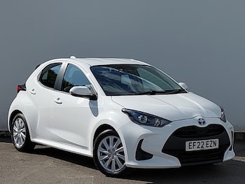 Used Toyota Yaris 2022 for sale - 75675060: Photo