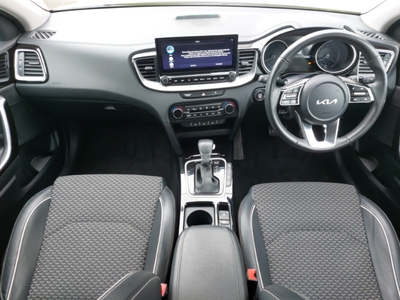 Used Kia XCeed 2022 for sale - 76543388: Photo 2