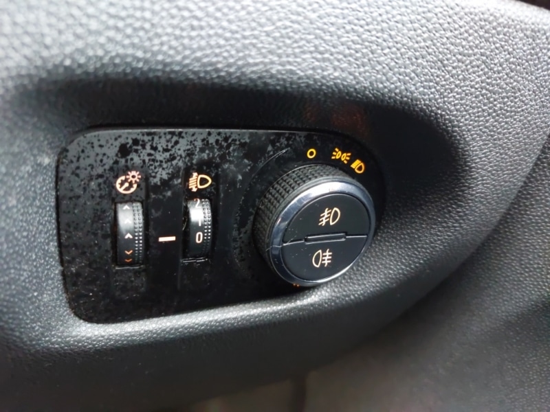 Used Vauxhall Corsa 2014 for sale - 77223925: Photo 19