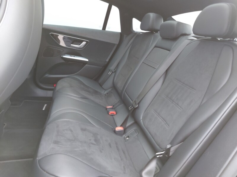 Used Mercedes-Benz EQA 2023 for sale - 76666347: Photo 6