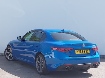 Used Alfa Romeo Giulia 2018 for sale - 78751470: Photo