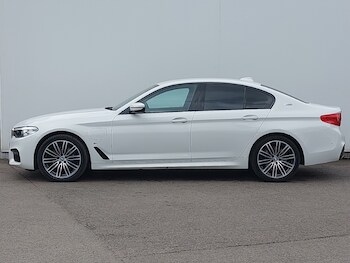 Used BMW 5 Series 2018 for sale - 78642262: Photo