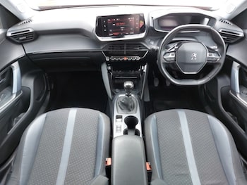 Used Peugeot 2008 2020 for sale - 75702341: Photo