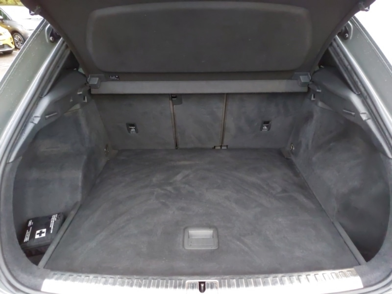 Used Audi Q3 2020 for sale - 76507139: Photo 8