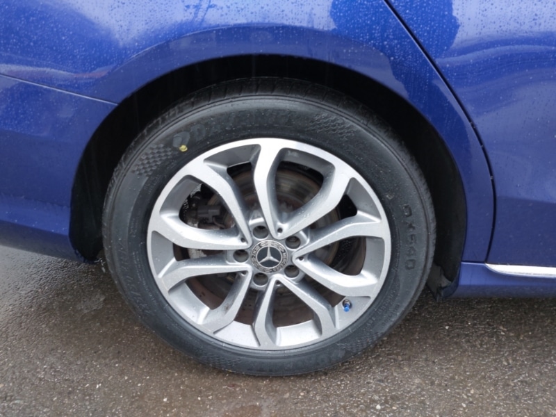 Used Mercedes-Benz C Class 2018 for sale - 77635939: Photo 12