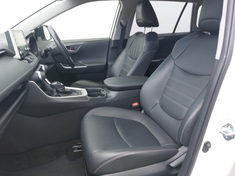 Used Toyota RAV4 2020 for sale - 76700026: Photo 5