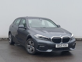 2021 - 116d SE 5dr