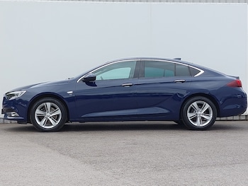 Used Vauxhall Insignia 2017 for sale - 78460582: Photo