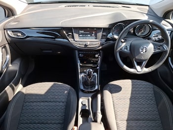 Used Vauxhall Astra 2018 for sale - 79481381: Photo