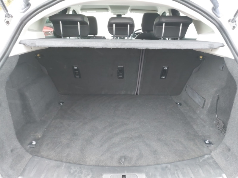 Used Jaguar E-Pace 2019 for sale - 76465325: Photo 8