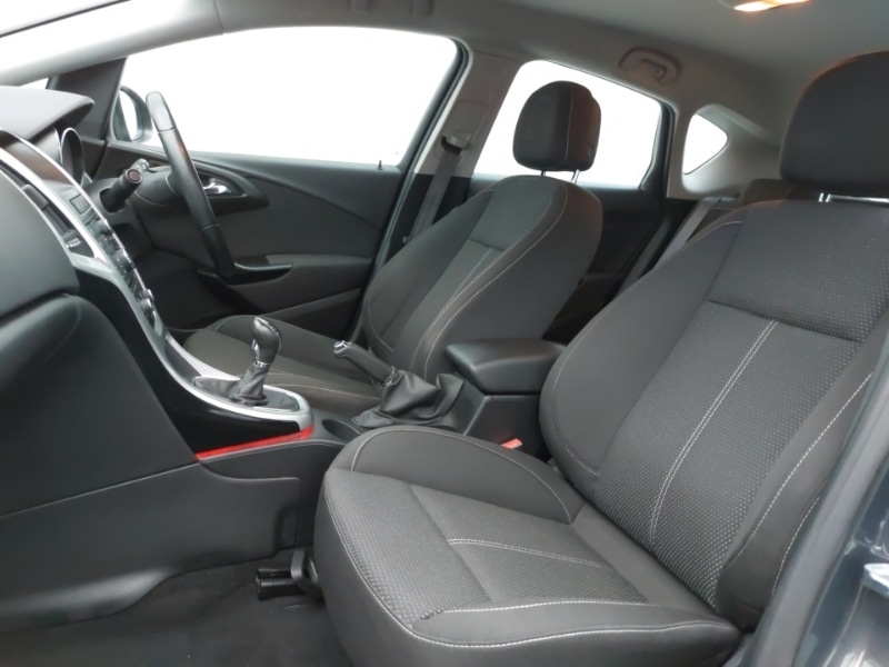 Used Vauxhall Astra 2015 for sale - 77439565: Photo 5