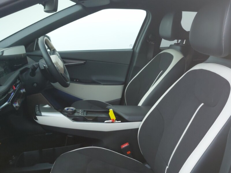 Used Kia EV6 2024 for sale - 76571660: Photo 5